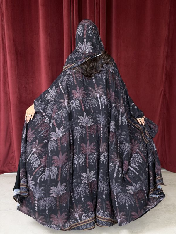 عباية نص بشت